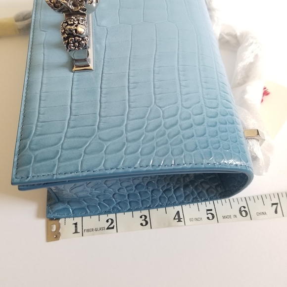 Alexander McQueen MEDIUM Croc-Embossed Leather Satchel Siel - Picture 14 of 14